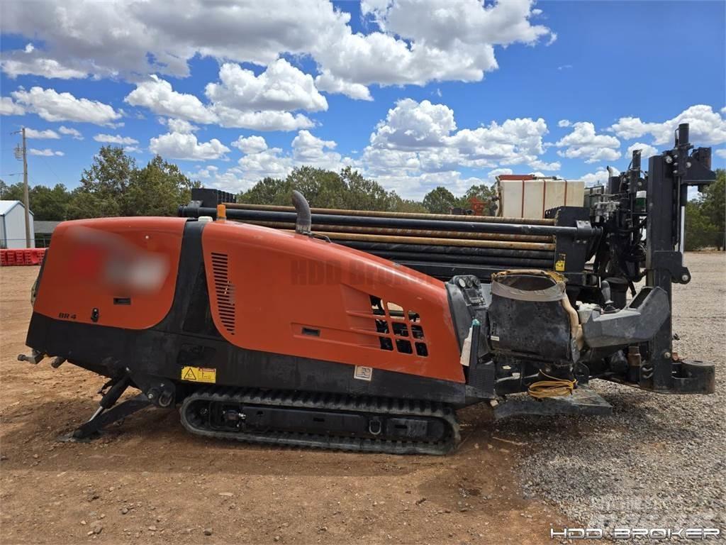 Ditch Witch JT20 水平掘削リグ