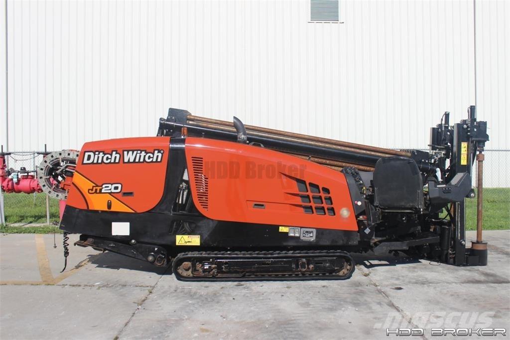 Ditch Witch JT20 水平掘削リグ