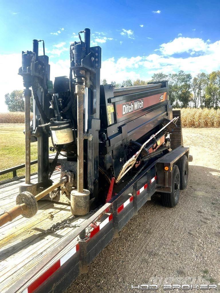 Ditch Witch JT20 水平掘削リグ