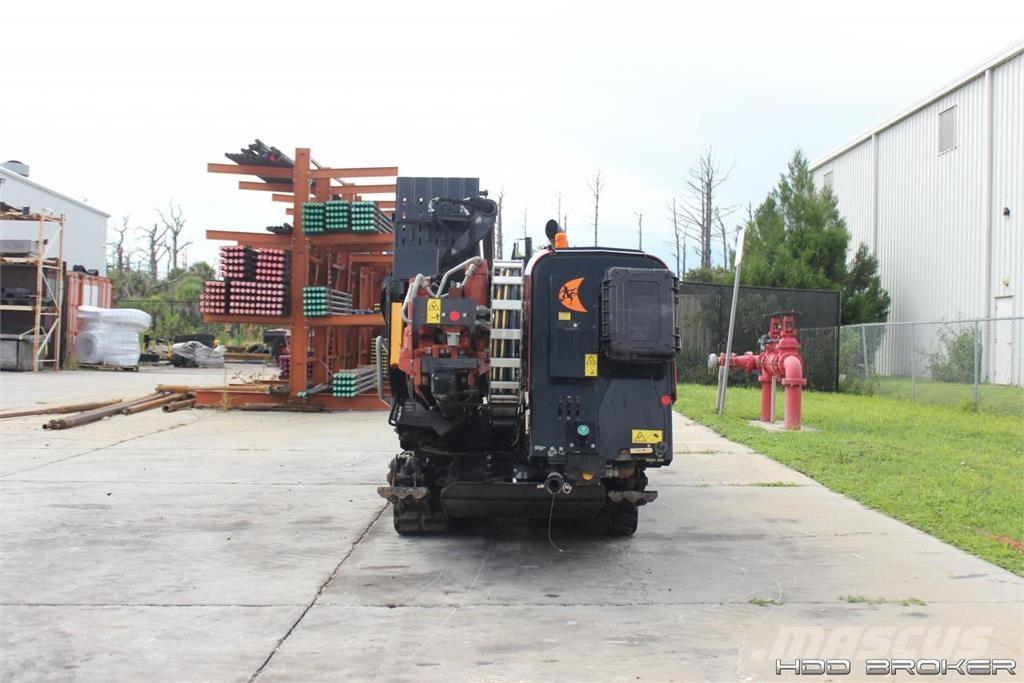 Ditch Witch JT20 水平掘削リグ
