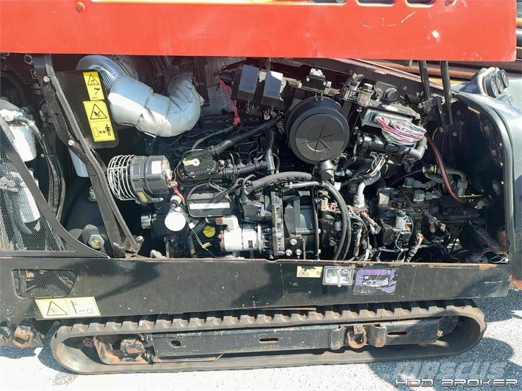 Ditch Witch JT20 水平掘削リグ