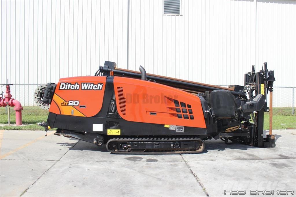 Ditch Witch JT20 水平掘削リグ