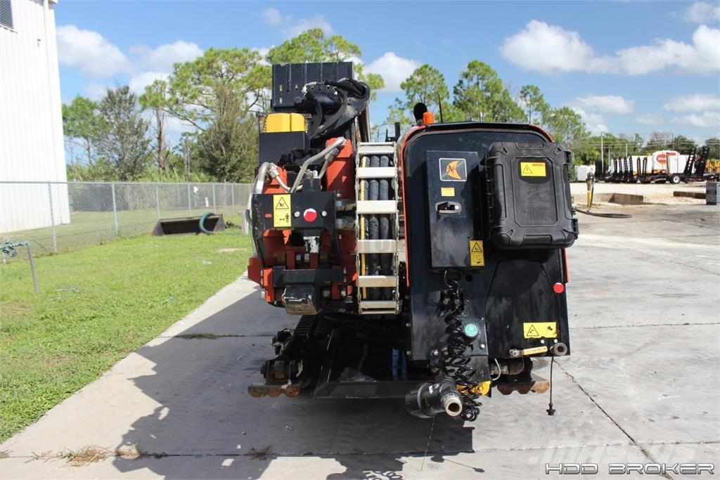 Ditch Witch JT20 水平掘削リグ