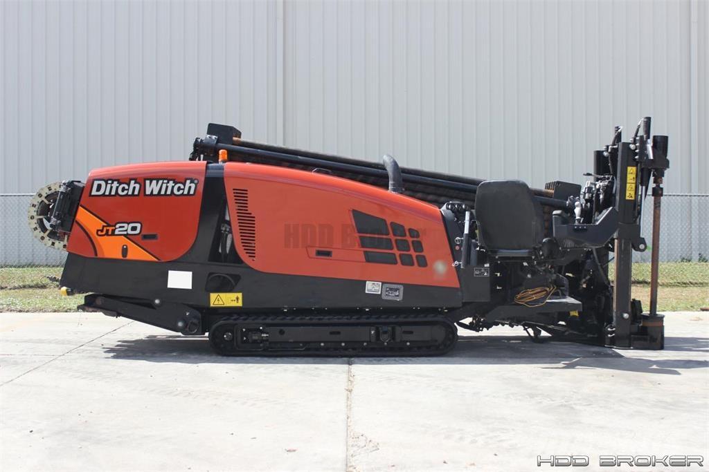 Ditch Witch JT20 水平掘削リグ