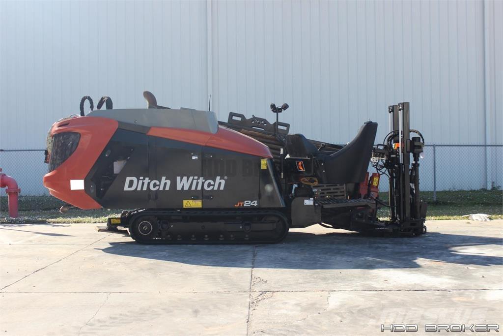 Ditch Witch JT24 水平掘削リグ
