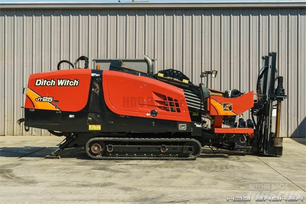 Ditch Witch JT25 水平掘削リグ