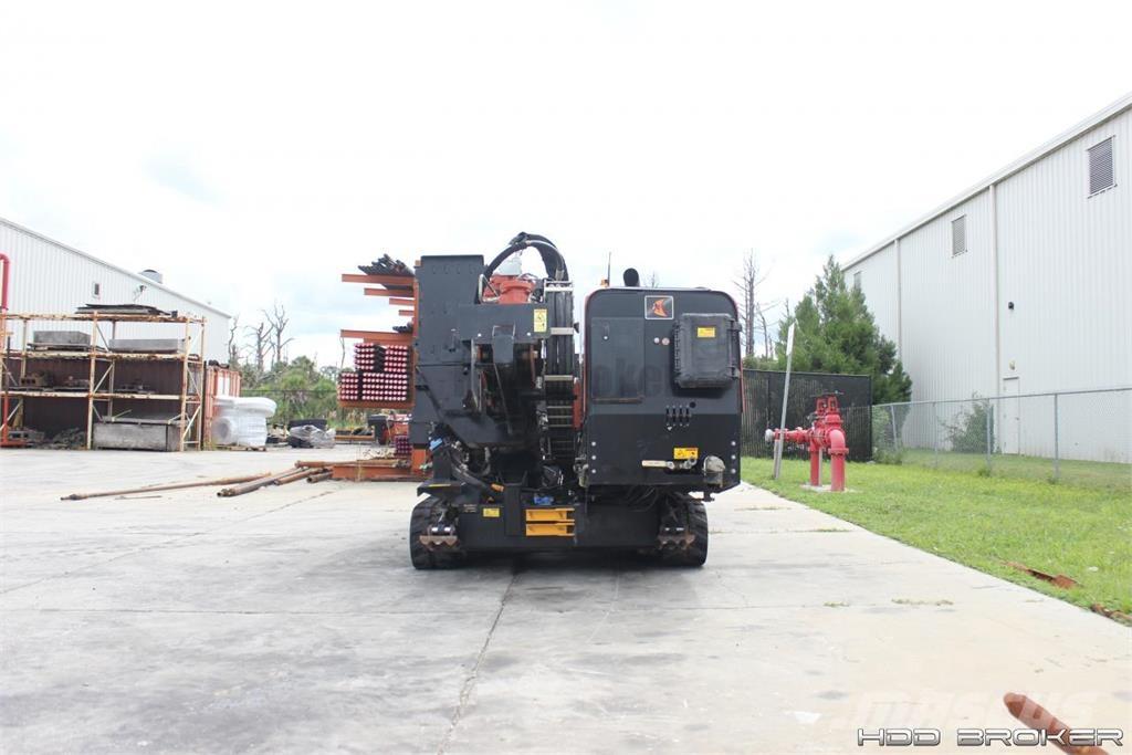 Ditch Witch JT25 水平掘削リグ