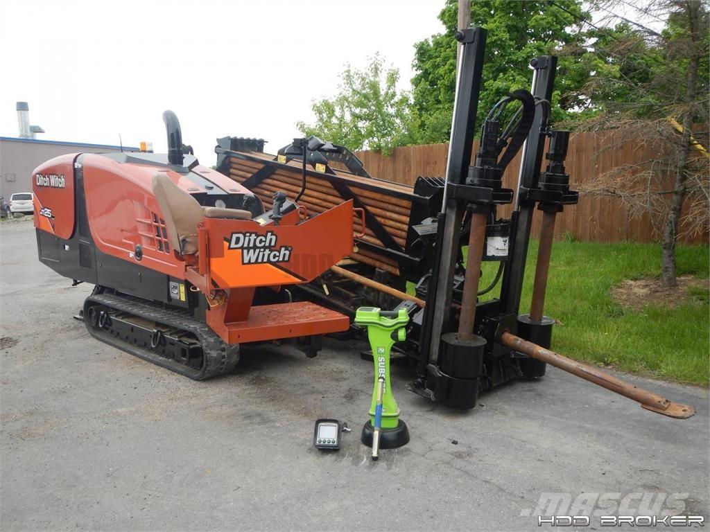 Ditch Witch JT25 水平掘削リグ