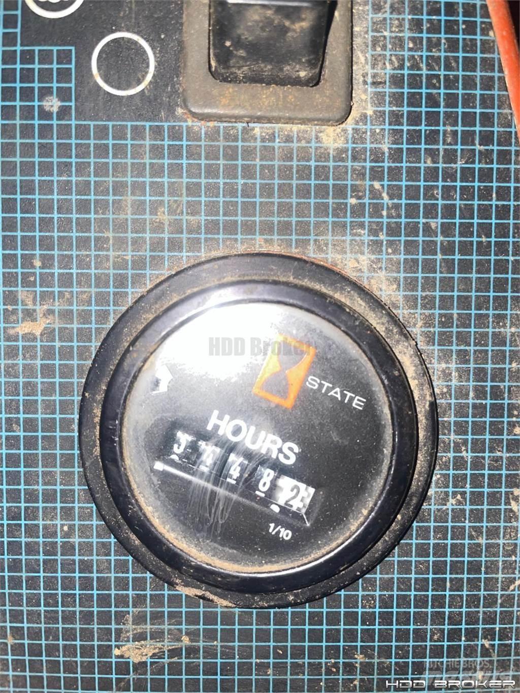 Ditch Witch JT2720 Mach 1 水平掘削リグ