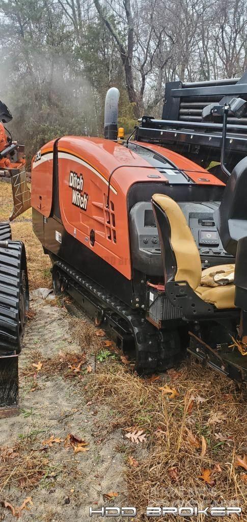 Ditch Witch JT30 水平掘削リグ