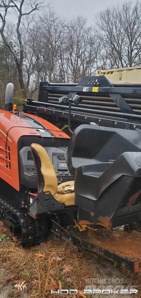 Ditch Witch JT30 水平掘削リグ