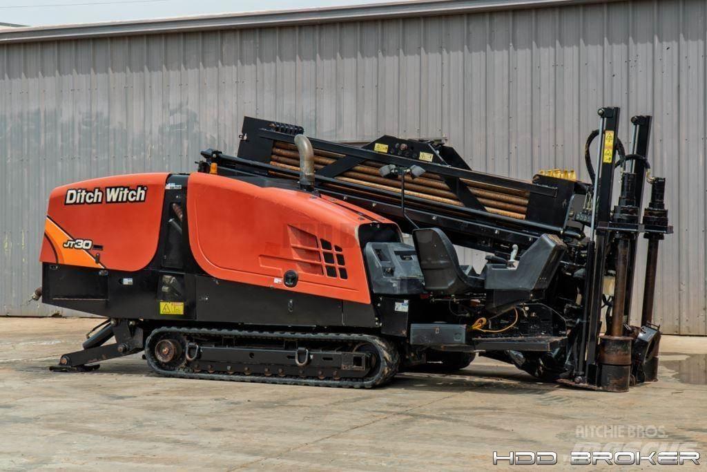 Ditch Witch JT30 水平掘削リグ