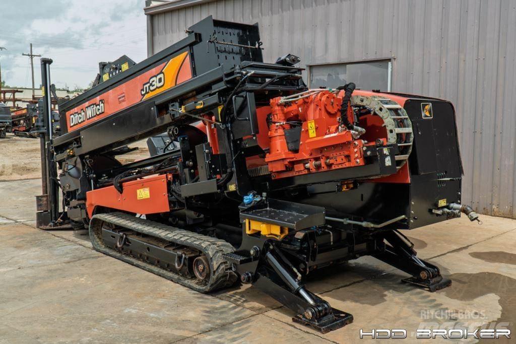 Ditch Witch JT30 水平掘削リグ