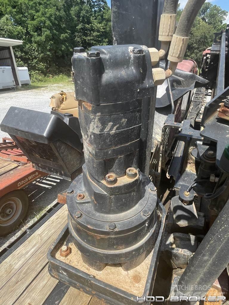 Ditch Witch JT3020 Mach 1 水平掘削リグ