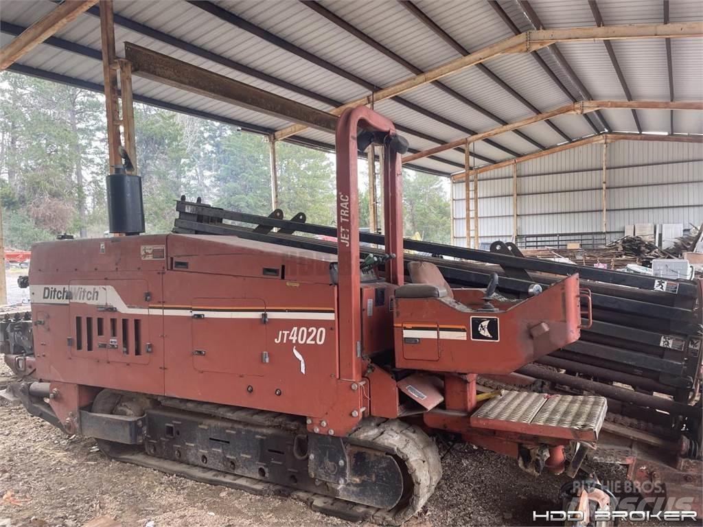 Ditch Witch JT4020 水平掘削リグ
