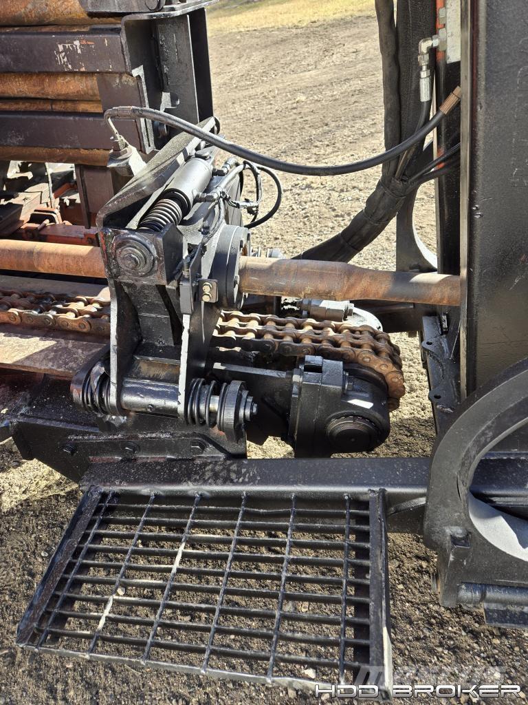 Ditch Witch JT4020 水平掘削リグ