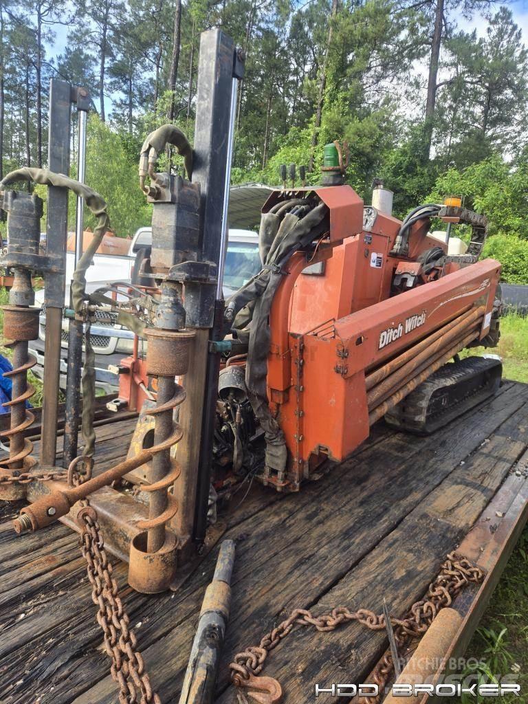 Ditch Witch JT921 水平掘削リグ
