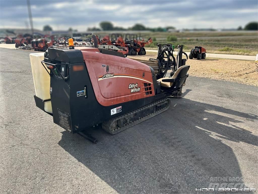 Ditch Witch JT922 水平掘削リグ