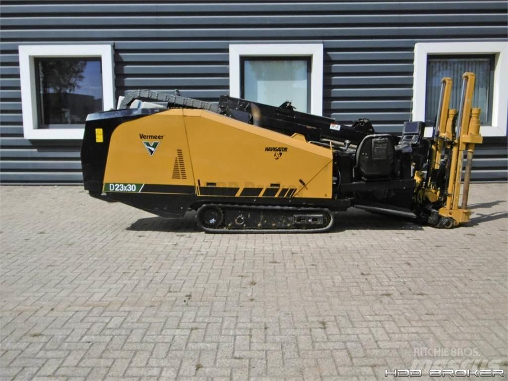 Vermeer D23x30 S3 水平掘削リグ