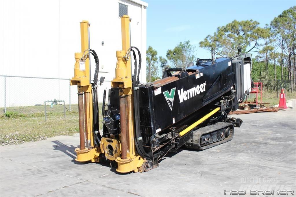 Vermeer D23x30 S3 水平掘削リグ