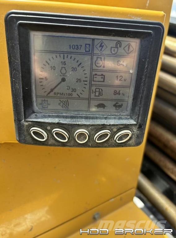 Vermeer D8x12 水平掘削リグ