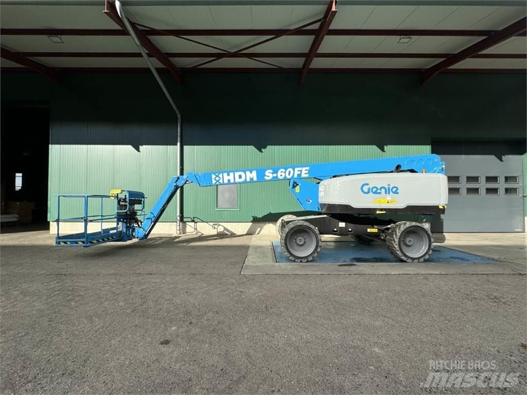 Genie S-60 FE ブームリフト　屈伸型