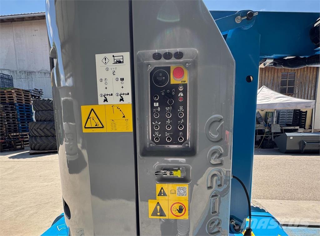 Genie Z-30/20N RJ ブームリフト　屈伸型