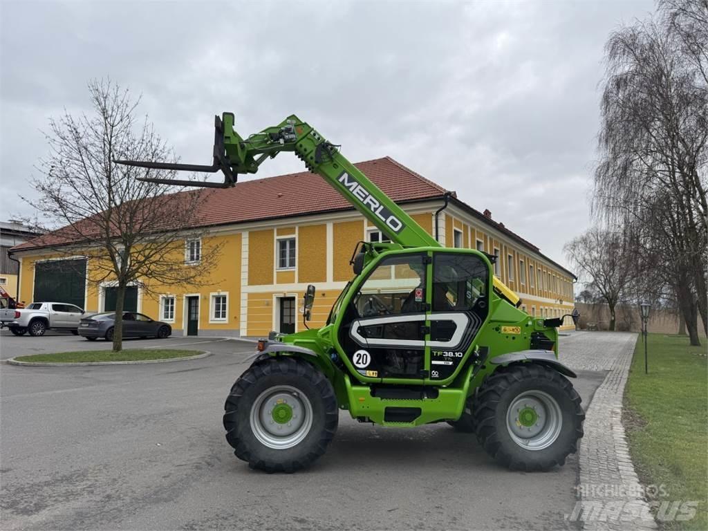 Merlo TF38.10 TT-136 テレスコーピックハンドラー