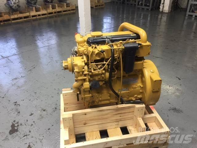CAT 3054 エンジン