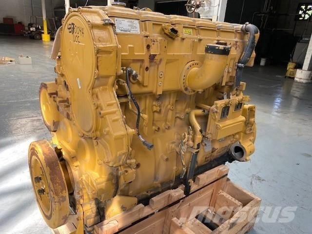 CAT C-18 エンジン