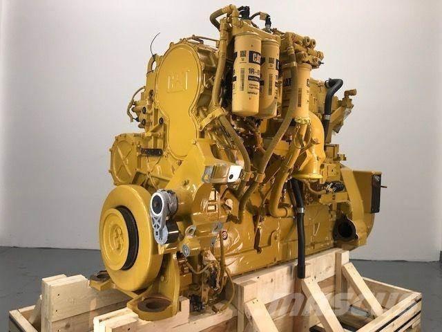 CAT C-18 エンジン
