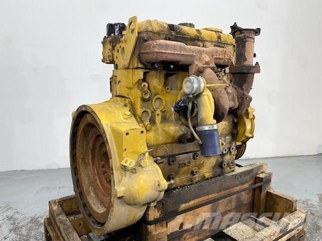 CAT C4.4 エンジン