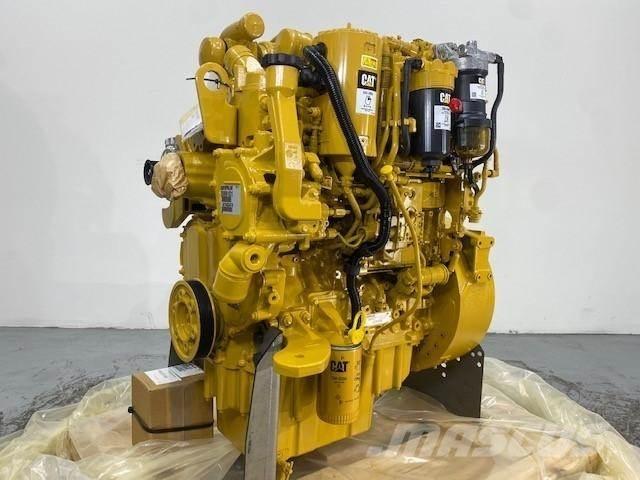 CAT C4.4 エンジン