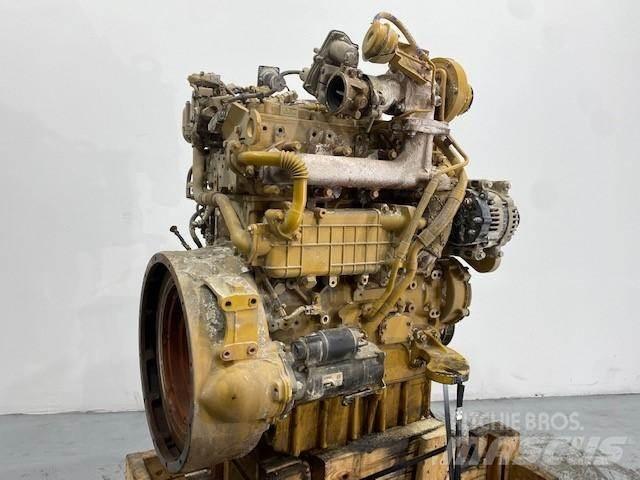 CAT C4.4 エンジン