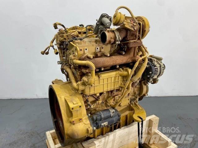 CAT C4.4 エンジン
