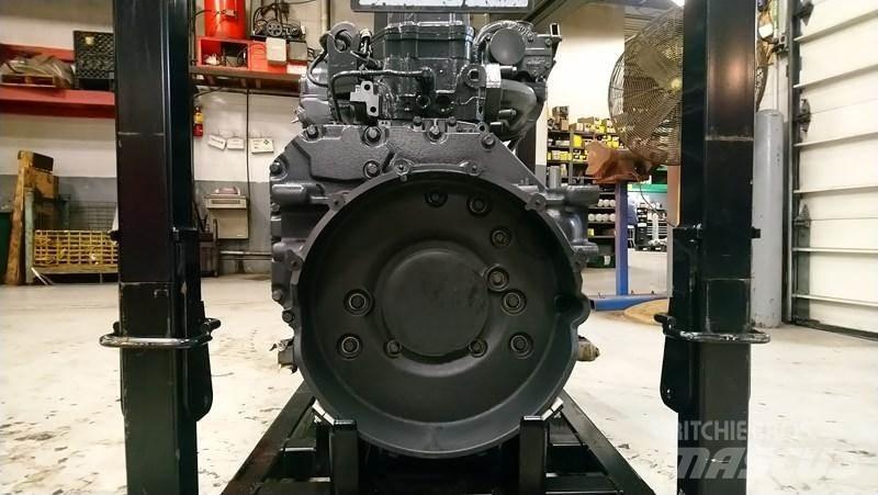 CNH - CASE 667TA エンジン