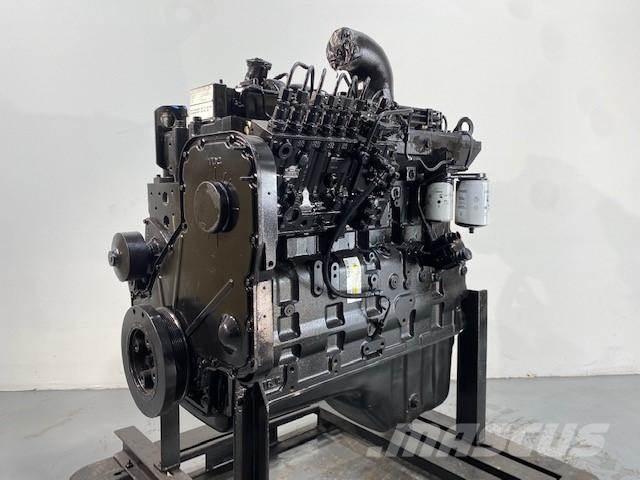 Cummins 6CT8.3 エンジン