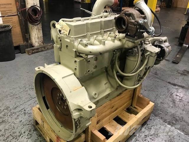 Cummins 6CT8.3 エンジン