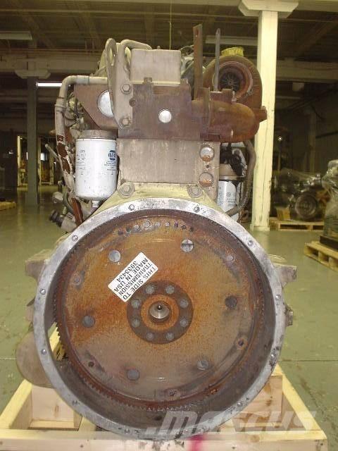 Cummins 6CT8.3 エンジン