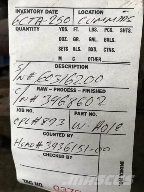 Cummins 6CTA 8.3 エンジン