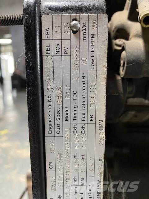 Cummins B4.5 エンジン