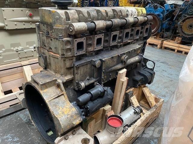Cummins KT19 エンジン