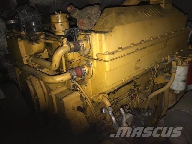 Cummins KTA19 エンジン