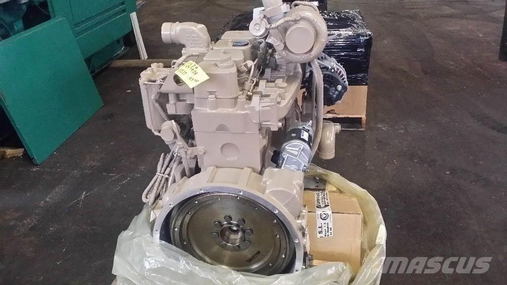 Cummins QSB3.9 エンジン