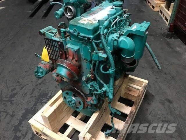 Cummins QSB4.5 エンジン