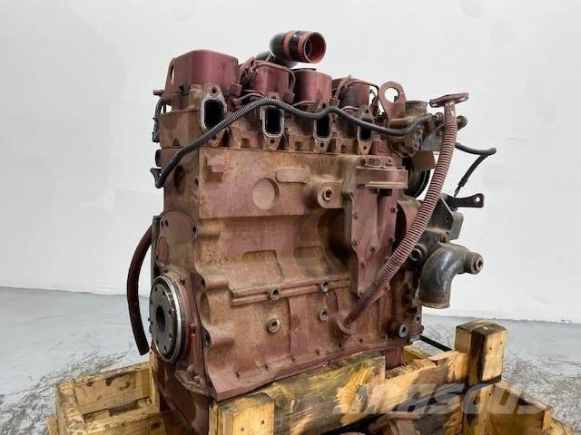 Cummins QSB4.5 エンジン