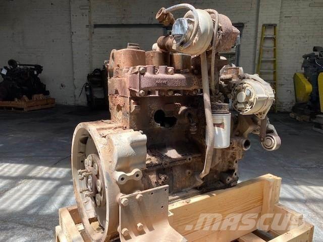 Cummins QSB4.5 エンジン