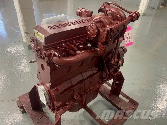 Cummins QSB5.9 エンジン