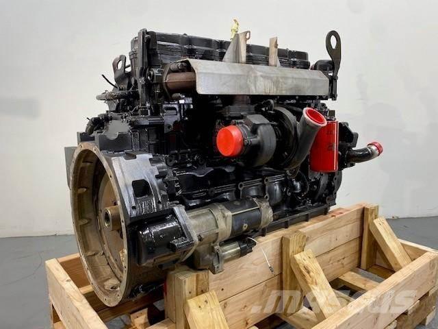 Cummins QSB6.7 エンジン