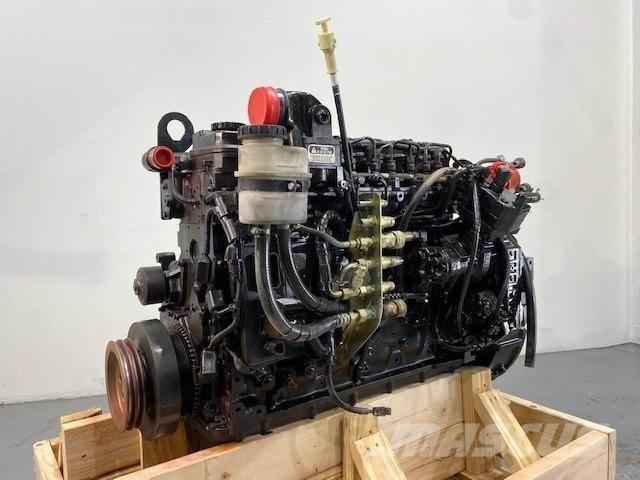 Cummins QSB6.7 エンジン